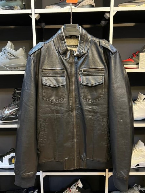 Levi’s Genuine Leather Jacket – Classic Black