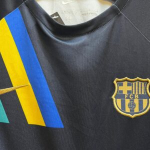 NIKE FC BARCELONA- FOOTBALL SHIRT - Image 4