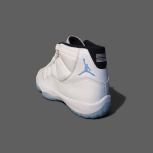 Air Jordan 11 Retro "Legend Blue" - Image 2