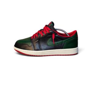 Jordan 1 Retro Low OG “Black/George Green”