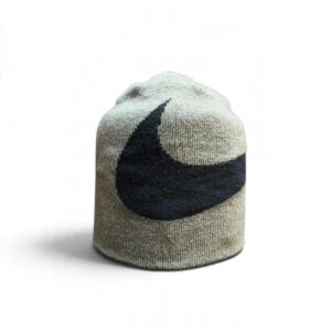NIKE Swoosh Big Logo Knitted Beanie