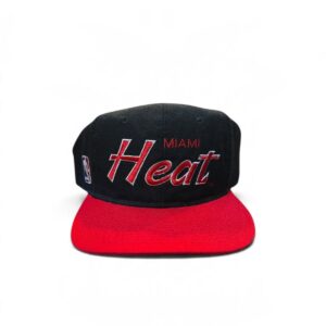 Vintage 90’s Sports Specialties “MIAMI HEAT-DOUBLE LINE SCRIPT” NBA Side Logo Snapback Cap